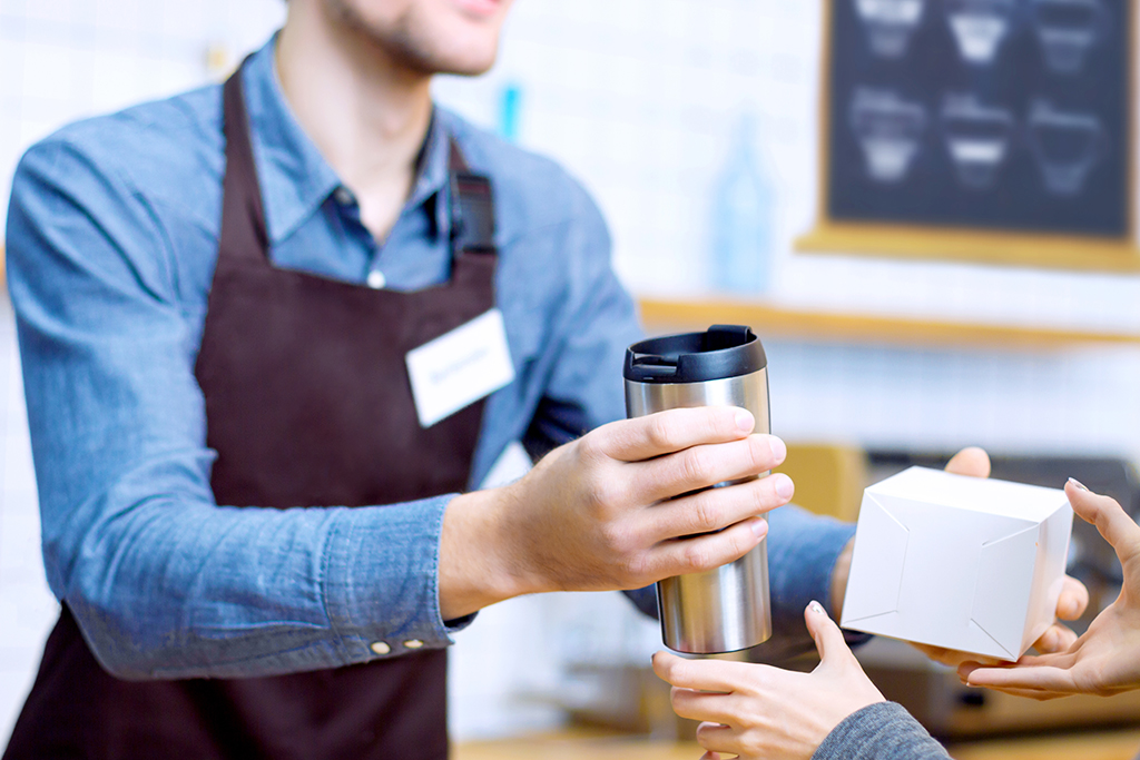 How Personalized Cups Get Your Name Out | Oahu